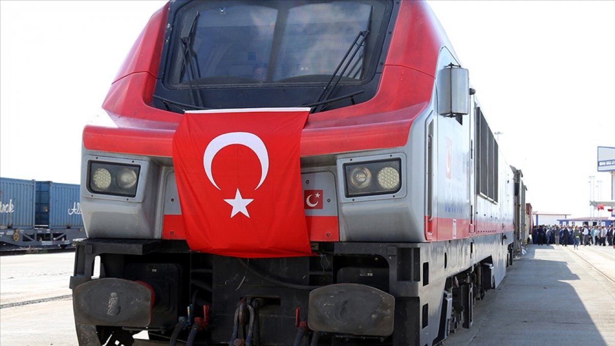 İstanbul dan törenle uğurlanan ilk ihracat treni Çin e ulaştı  #2