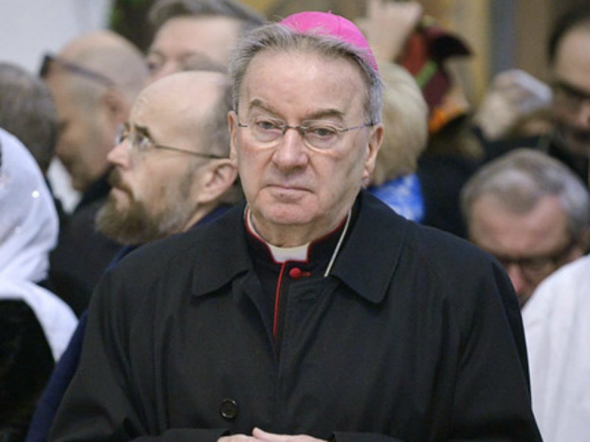 Vatikan ın eski Paris Büyükelçisi ne cinsel saldırıdan hapis cezası #2
