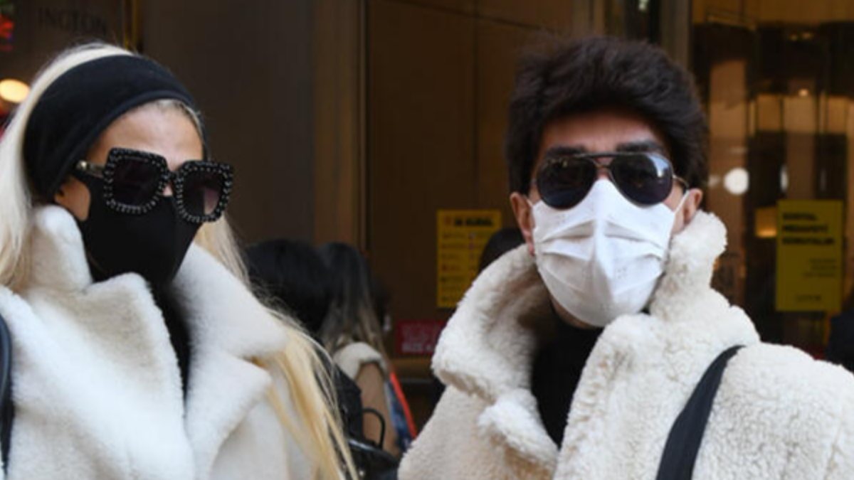 Yılmaz sıcak havada bile kürk giyiyor