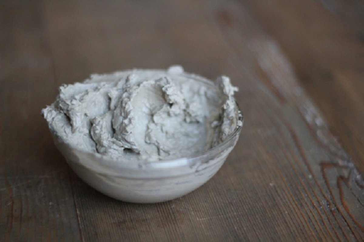 What is bentonite clay #2