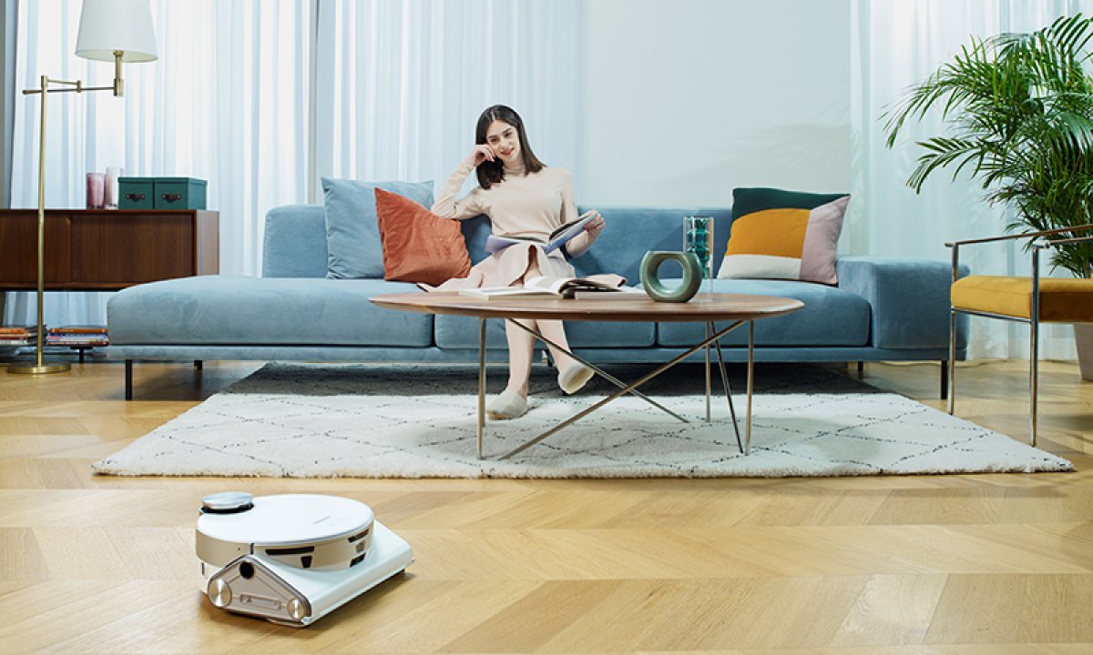 Samsung unveiled its smart robot vacuum cleaner called JetBot 90 AI + at CES 2021 # 2