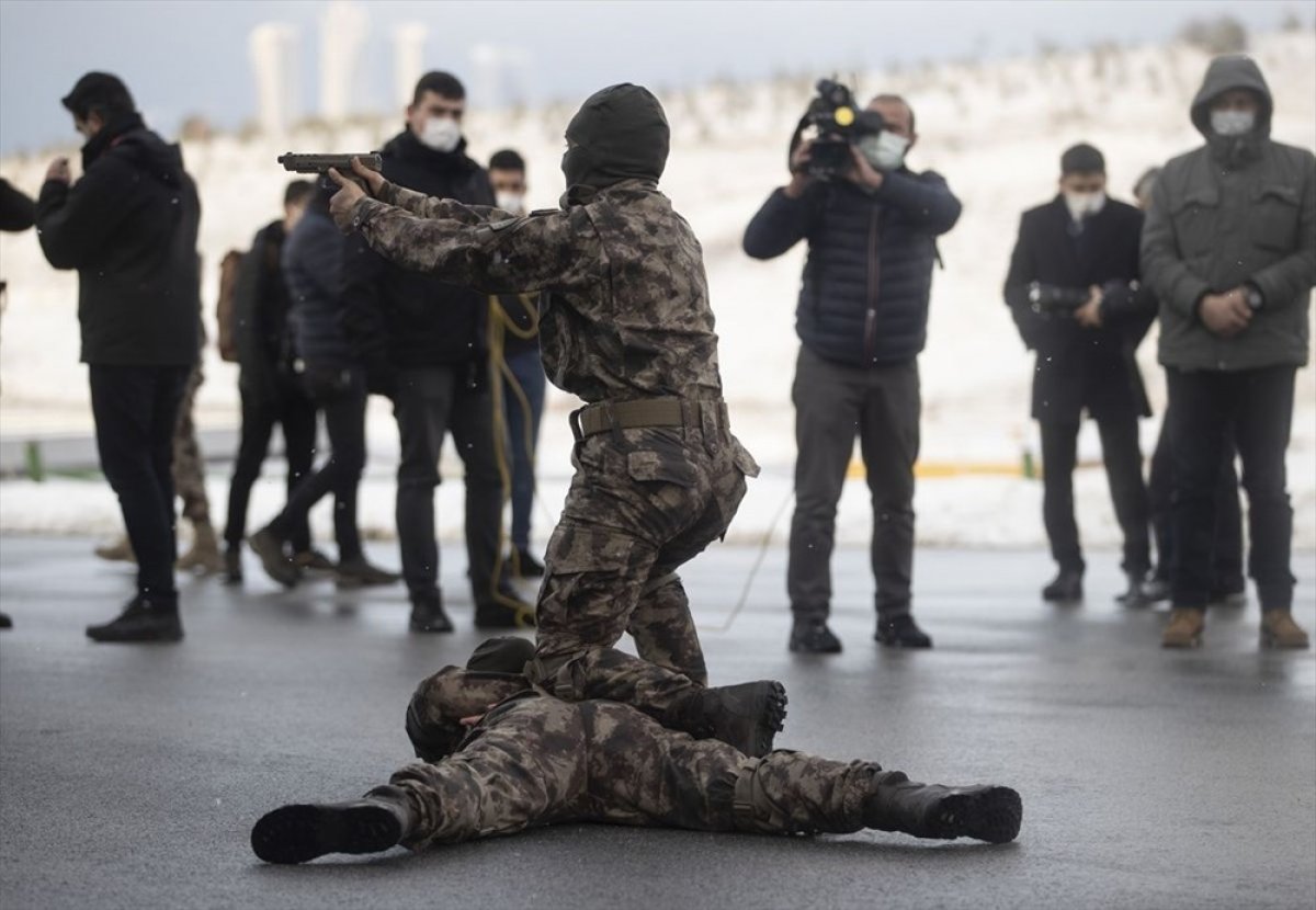 Impressive Women's Police Special Operations Exercise # 6