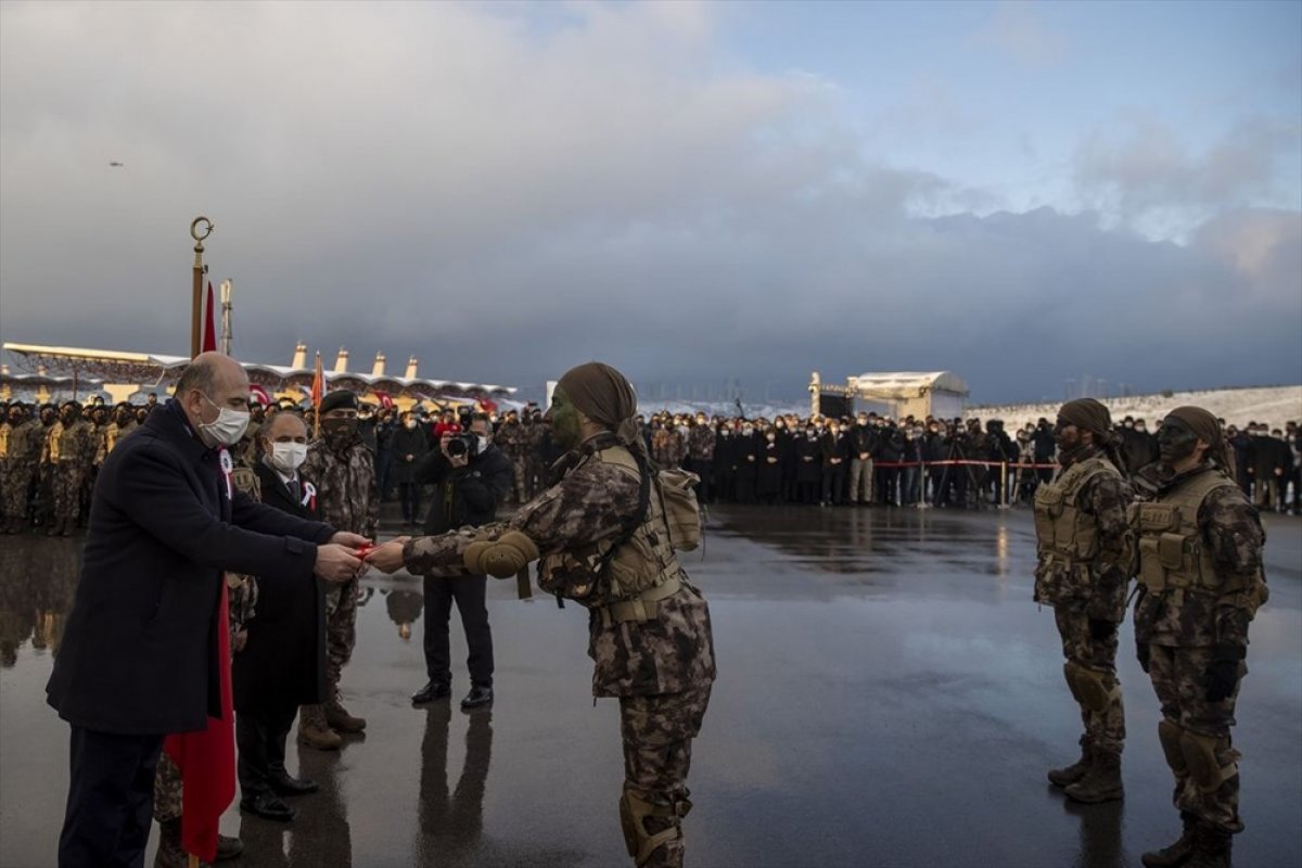 Impressive Women's Police Special Operations Drill # 8