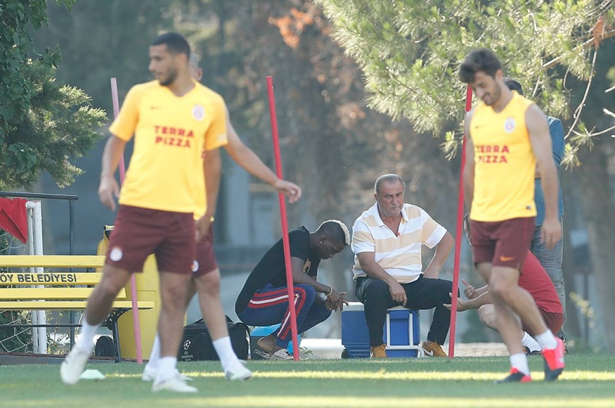 Fatih Terim'in başındaki birinci 11 2 falcao 6321