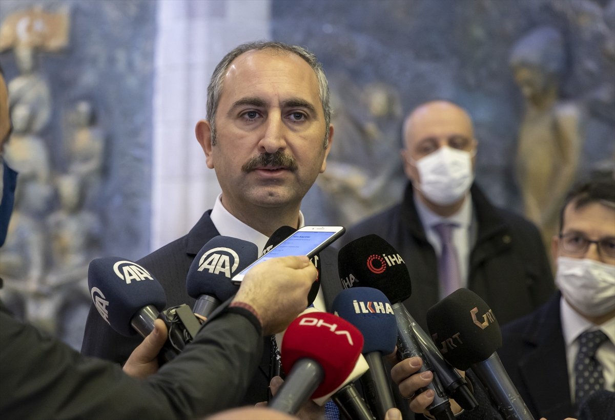 Abdulhamit Gül Yeni ve sivil bir anayasayı milletimizle yapacağız