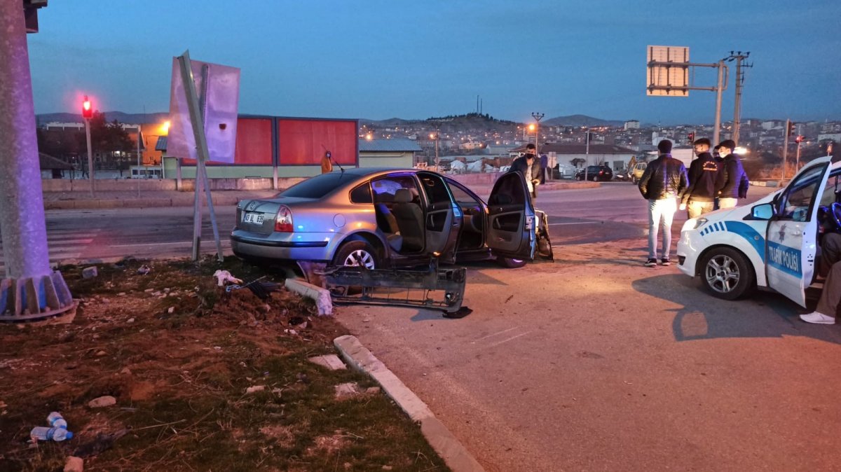 AK Parti Ordu Milletvekili Şenel Yediyıldız trafik kazası geçirdi #2