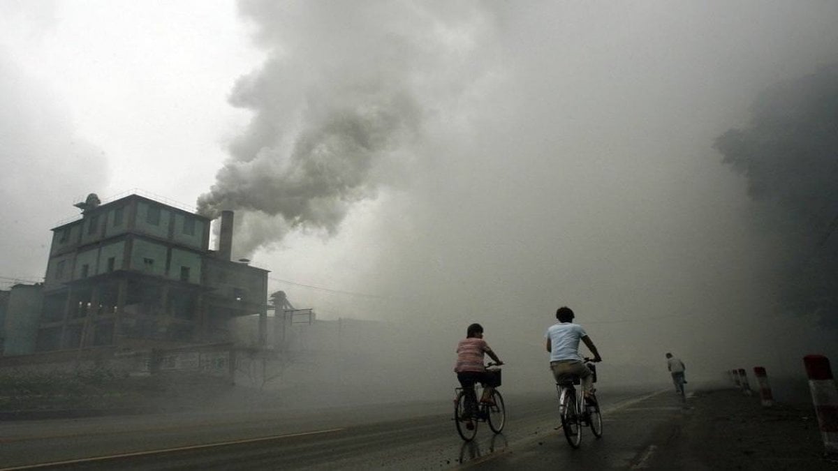 8.7 million people died in 2018 due to air pollution caused by fossil fuels #2