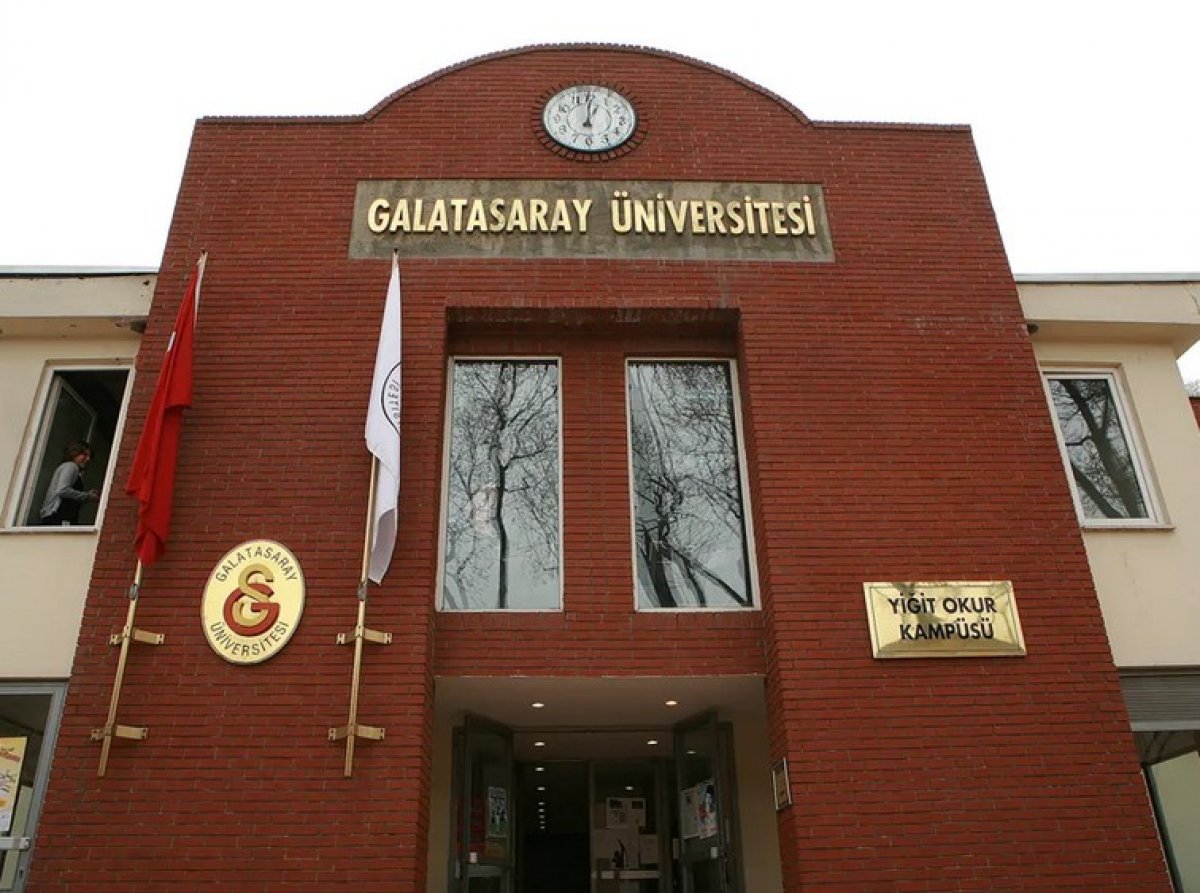 Galatasaray Universitesi Nde Fransiz Hocalara Turkce Sarti Ogrencileri Rahatsiz Etti