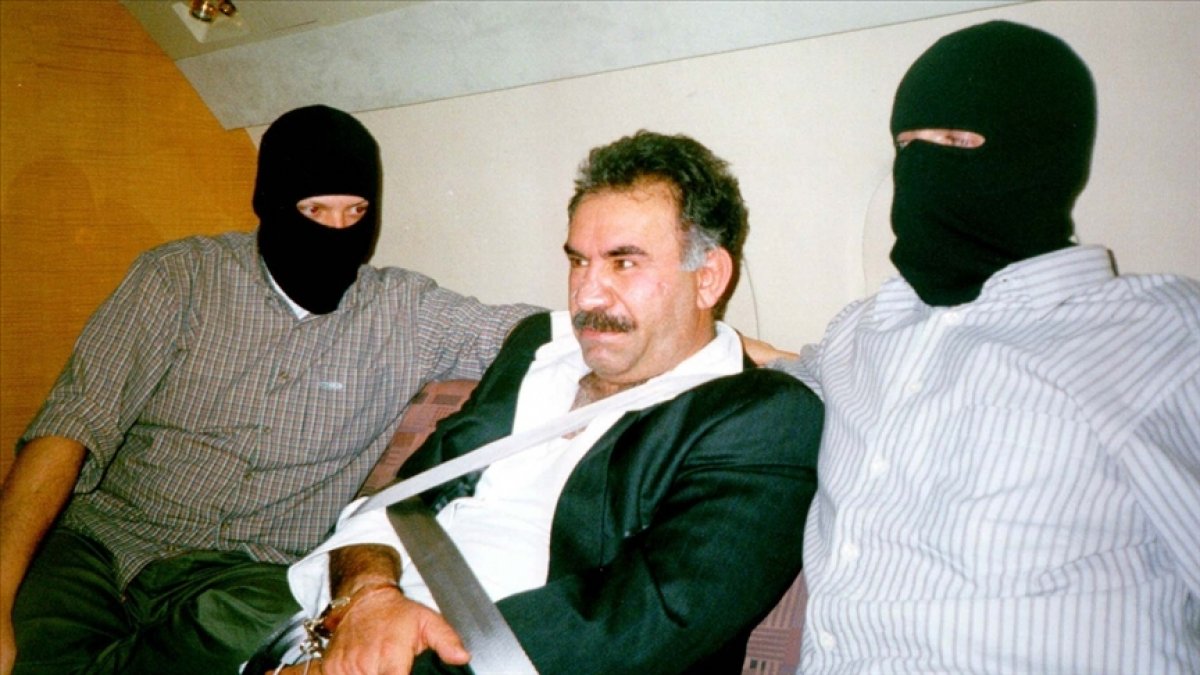 Teröristbaşı Öcalan ın yakalanmasının üzerinden 22 yıl geçti #1