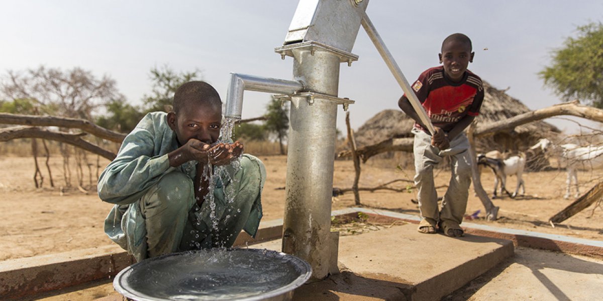 How to open a water well, how much is the fee?  What should be done to drill a water well in Africa?  #one