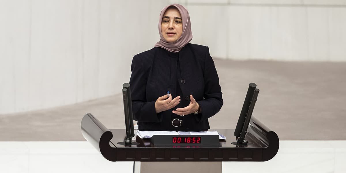 Özlem Zengin Ozlem Zengin Kimdir Kac Yasinda Nereli Ozlem Zengin
