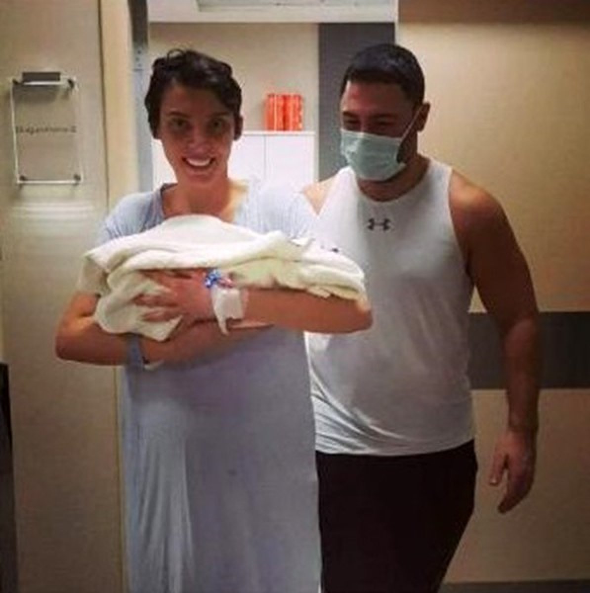 The woman who beat cancer in İzmir became a mother with embryo freezing #4