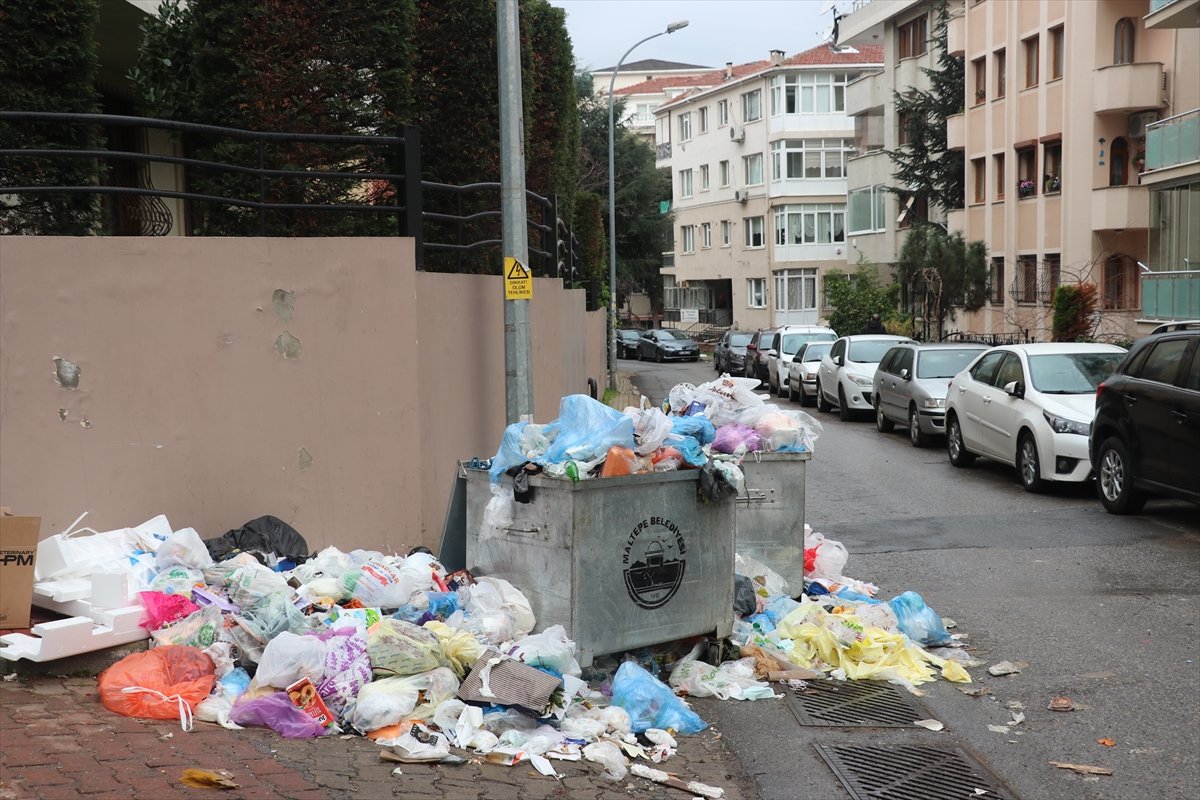 Maltepe de çöplerin toplanması için Beyaz Masa yı arayanlar var #16