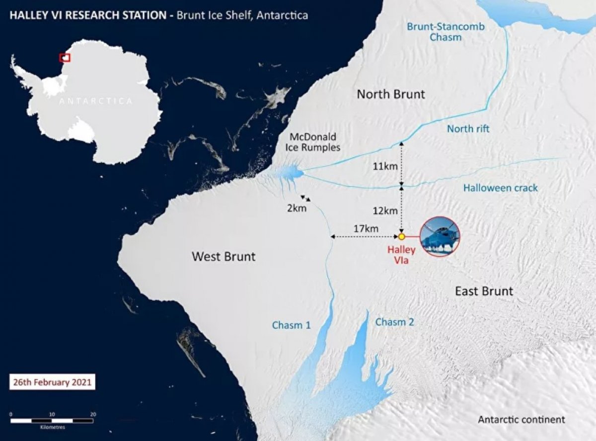 A break occurs in 1270km of ice in Antarctica # 4