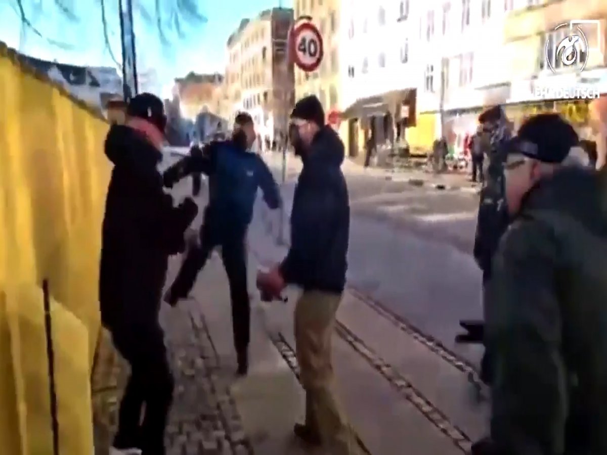 Danimarka da Kur an-ı Kerim e çirkin saldırı #3