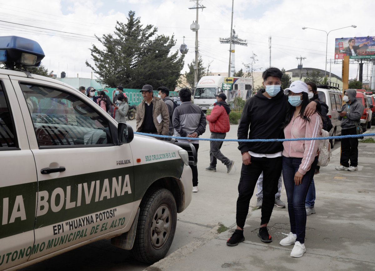 Railings broken in Bolivia college fight: 7 dead #3