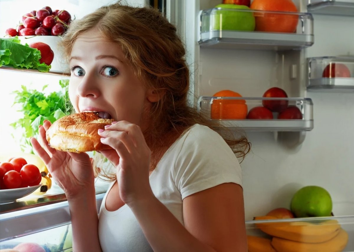 Emotions affect your eating behaviors #2