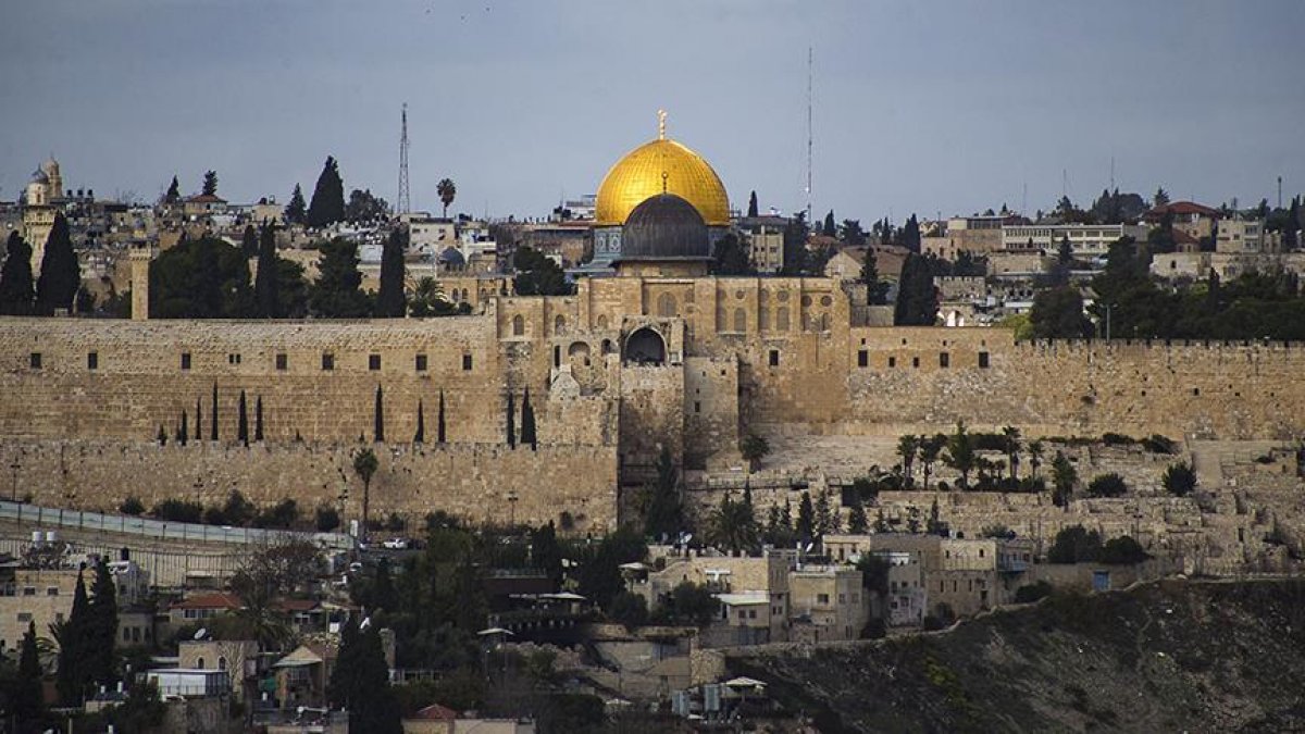 90 Palestinians from the West Bank were not admitted to Al-Aqsa Mosque