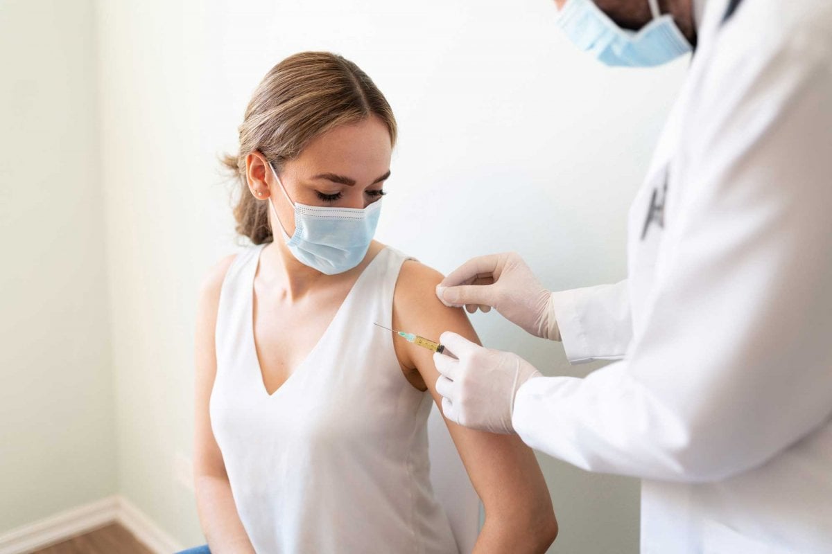 Unmasked normalization period in the USA on the condition of being vaccinated #1