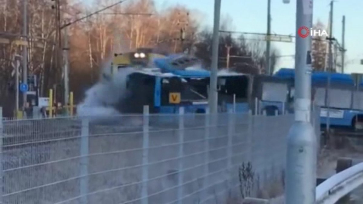 Train bus cut down in Sweden #2