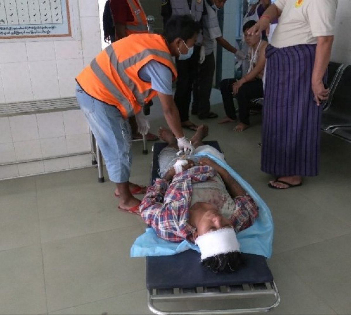 UN: Military junta kills at least 70 people in Myanmar #3