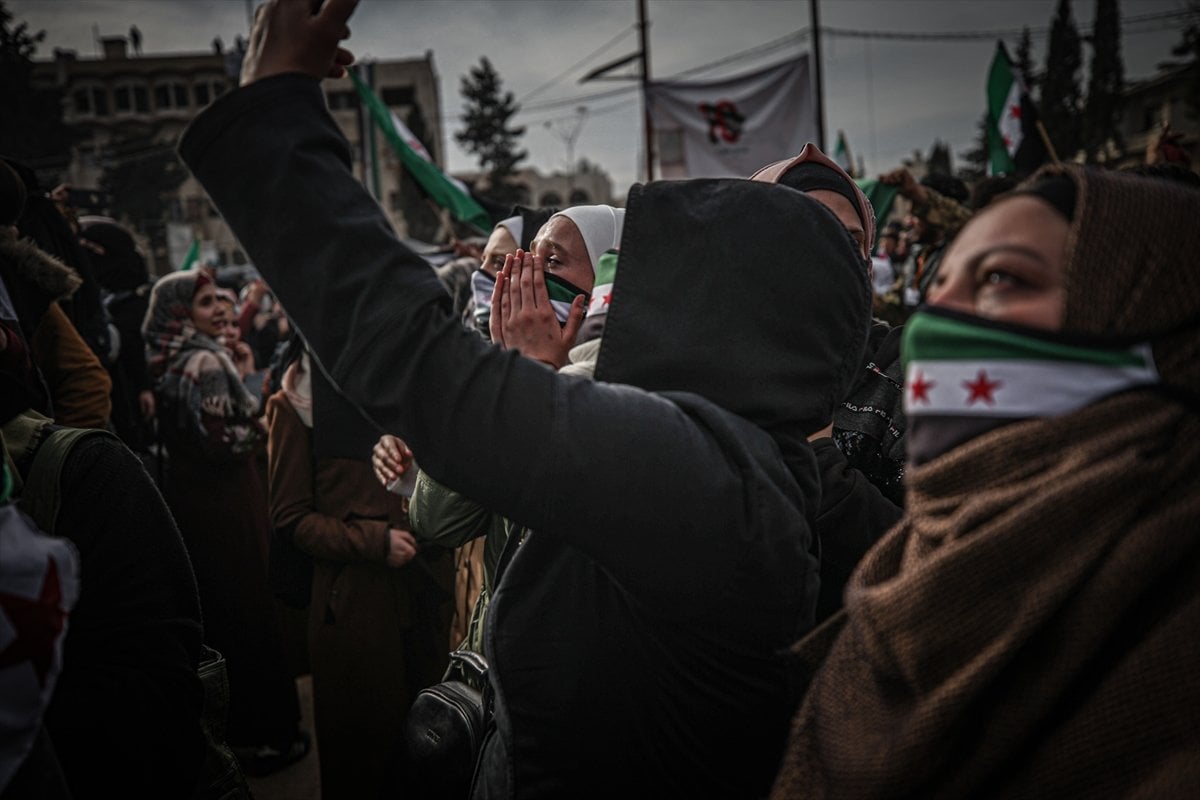 Demonstrations were held in Syria in the 11th year of the Civil War #3