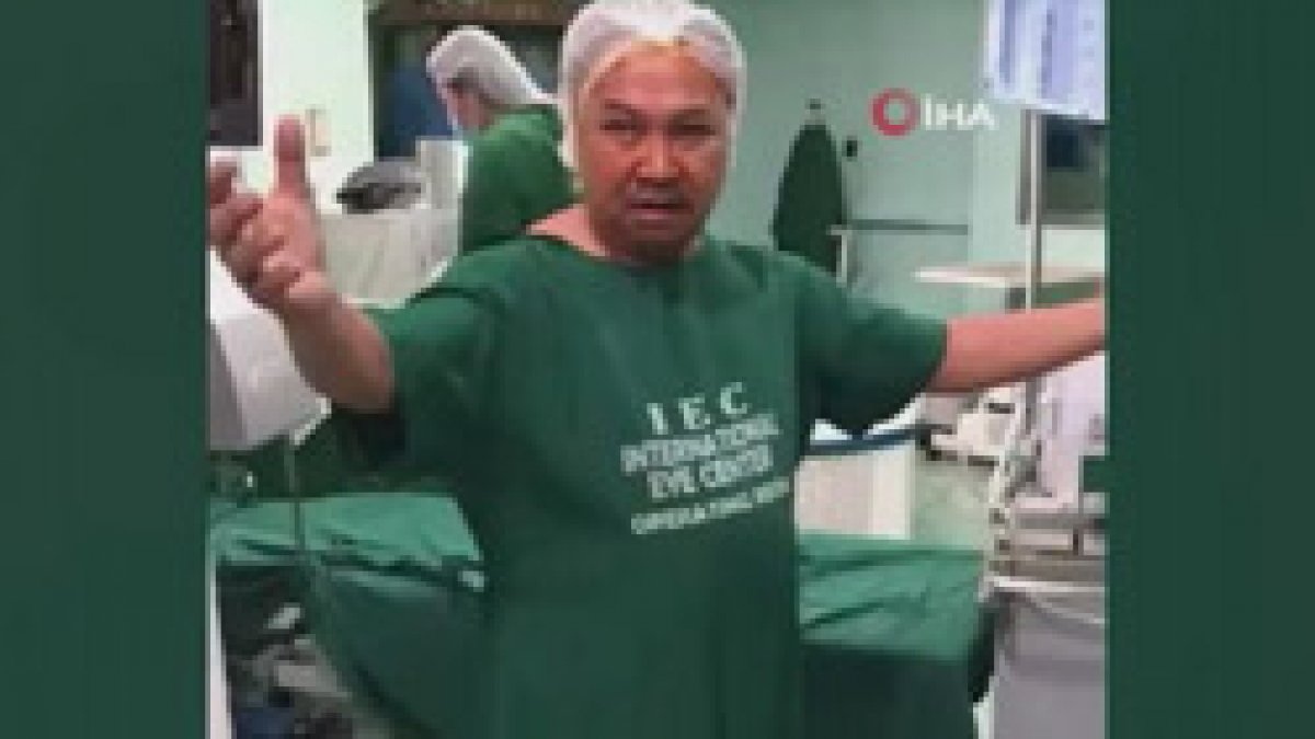 Cataract patient in Philippines cried with eyes that saw 20 years later
