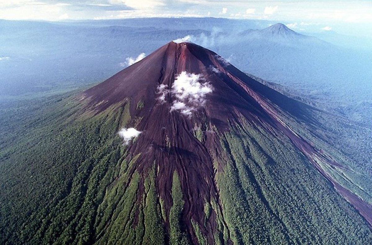 Mauna Loa, the world’s largest volcano, has begun to awaken – Kimdeyir