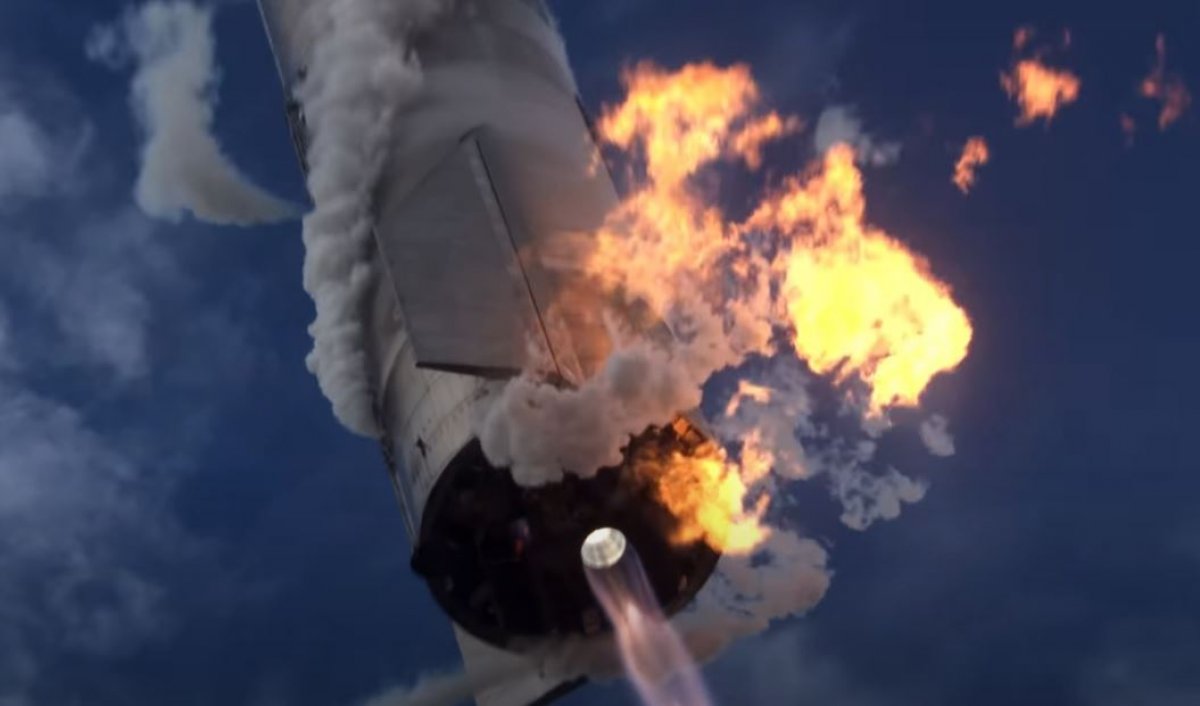 Impressive images of the landing moment of the Starship rocket #7
