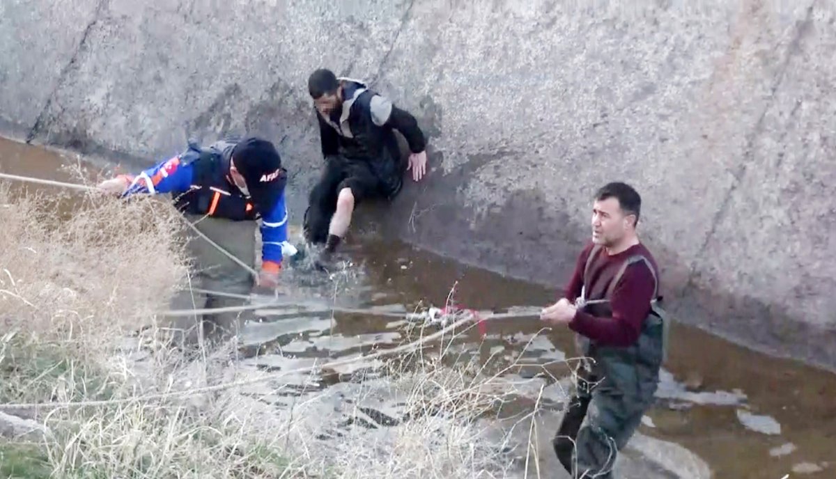Aksaray da aşırı alkollü şahıs sulama kanalına düştü  #2