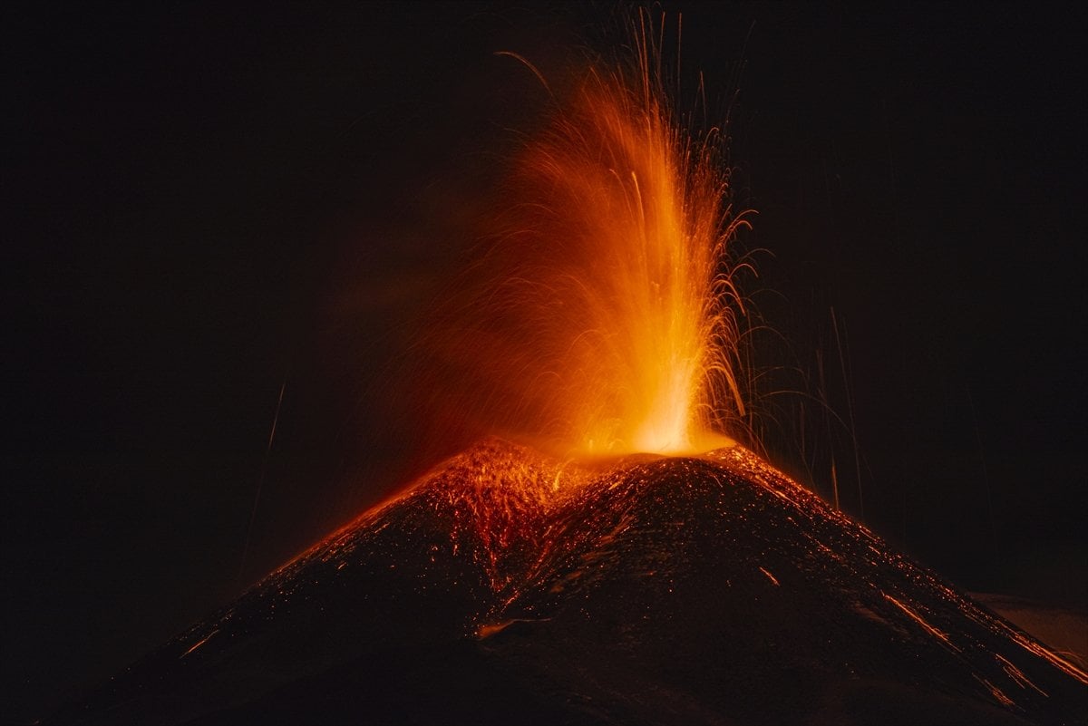 Mount Etna spews lava and ash #2