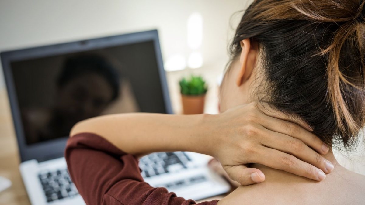 Neck pain and things to watch out for Kimdeyir