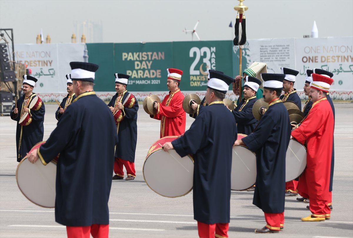 Military parade held on Pakistan National Day #6