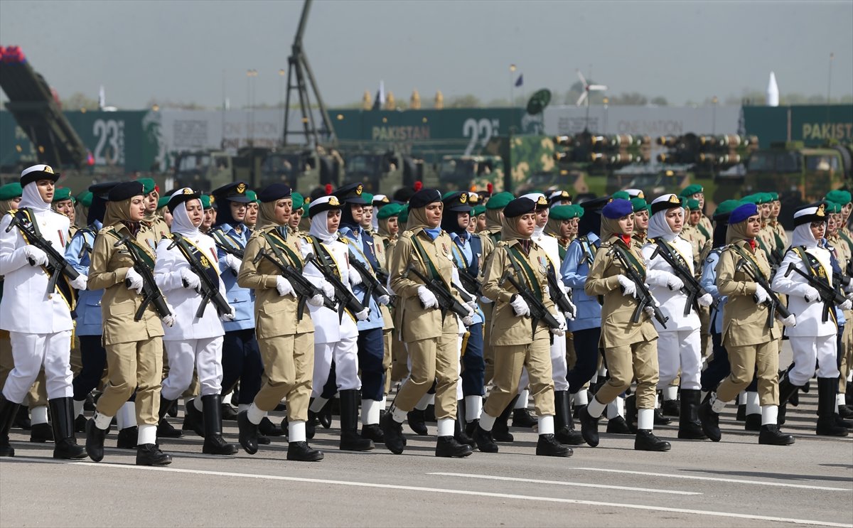 Military parade held on Pakistan National Day #14