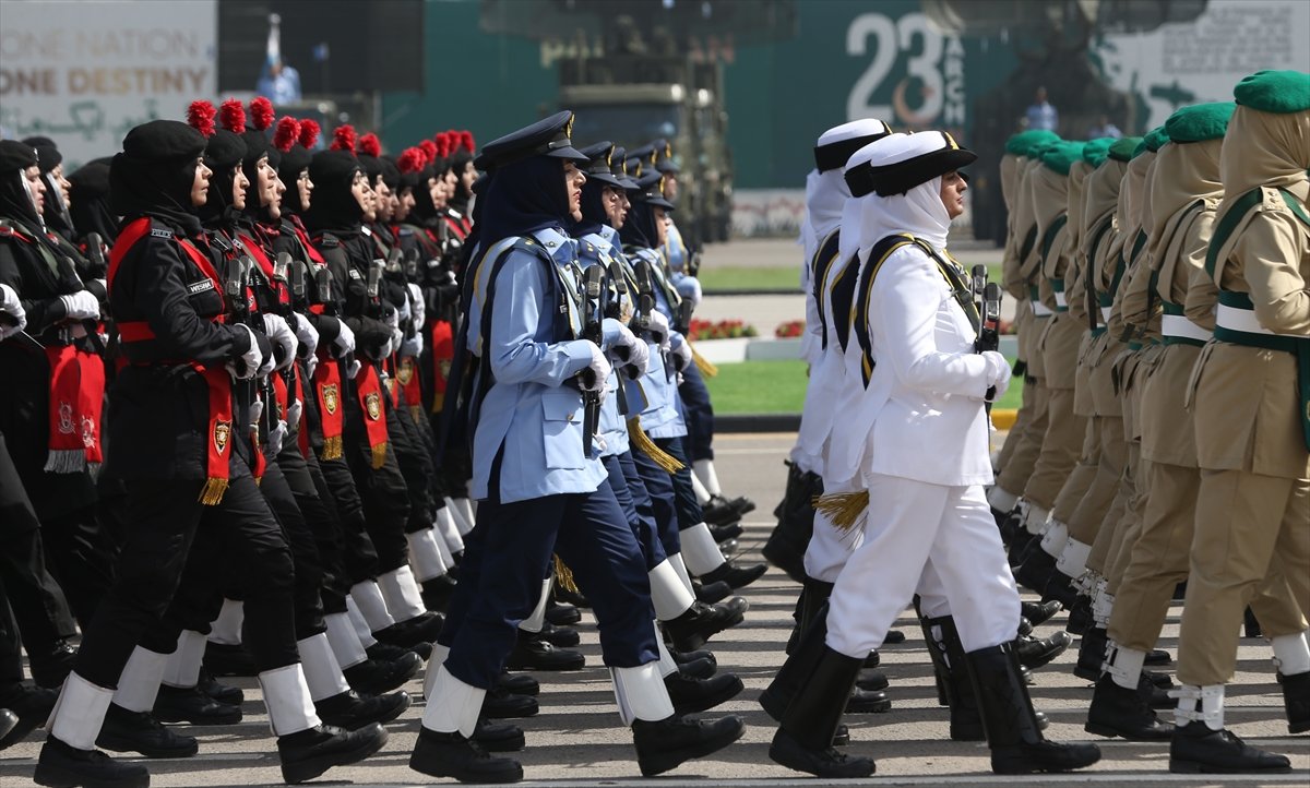Military parade held on Pakistan National Day #13