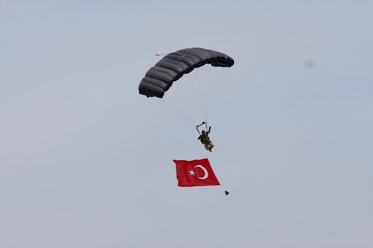 Military parade held on Pakistan National Day #8