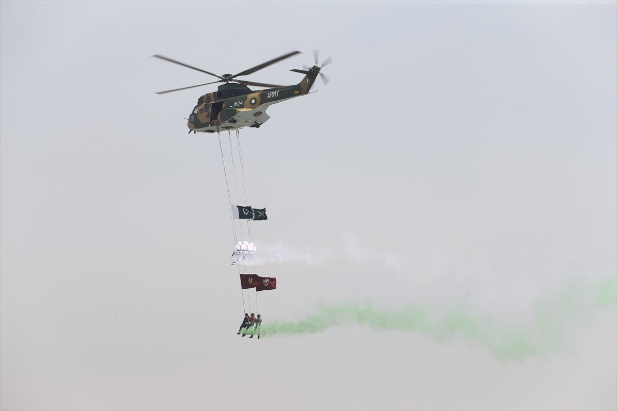 Military parade held on Pakistan National Day #3