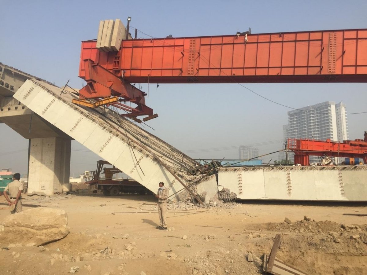 Overpass under construction collapsed in India #3