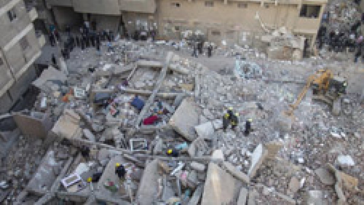 18 people died in building collapse in Cairo