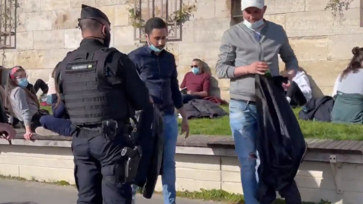 Police conducted an alcohol check in Paris #1