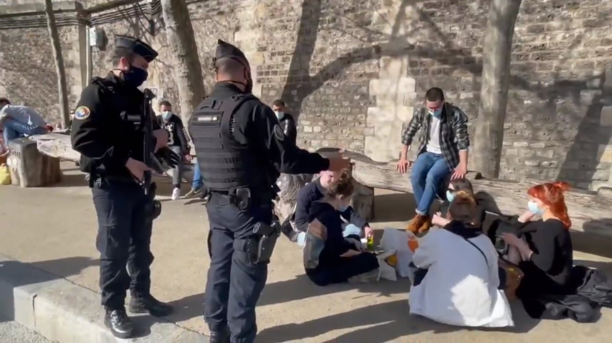 Police conducted an alcohol check in Paris #4