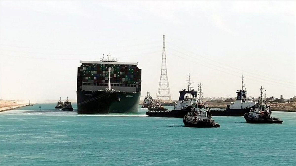 Out of 422 ships waiting due to the accident, 113 passed through the Suez Canal #2