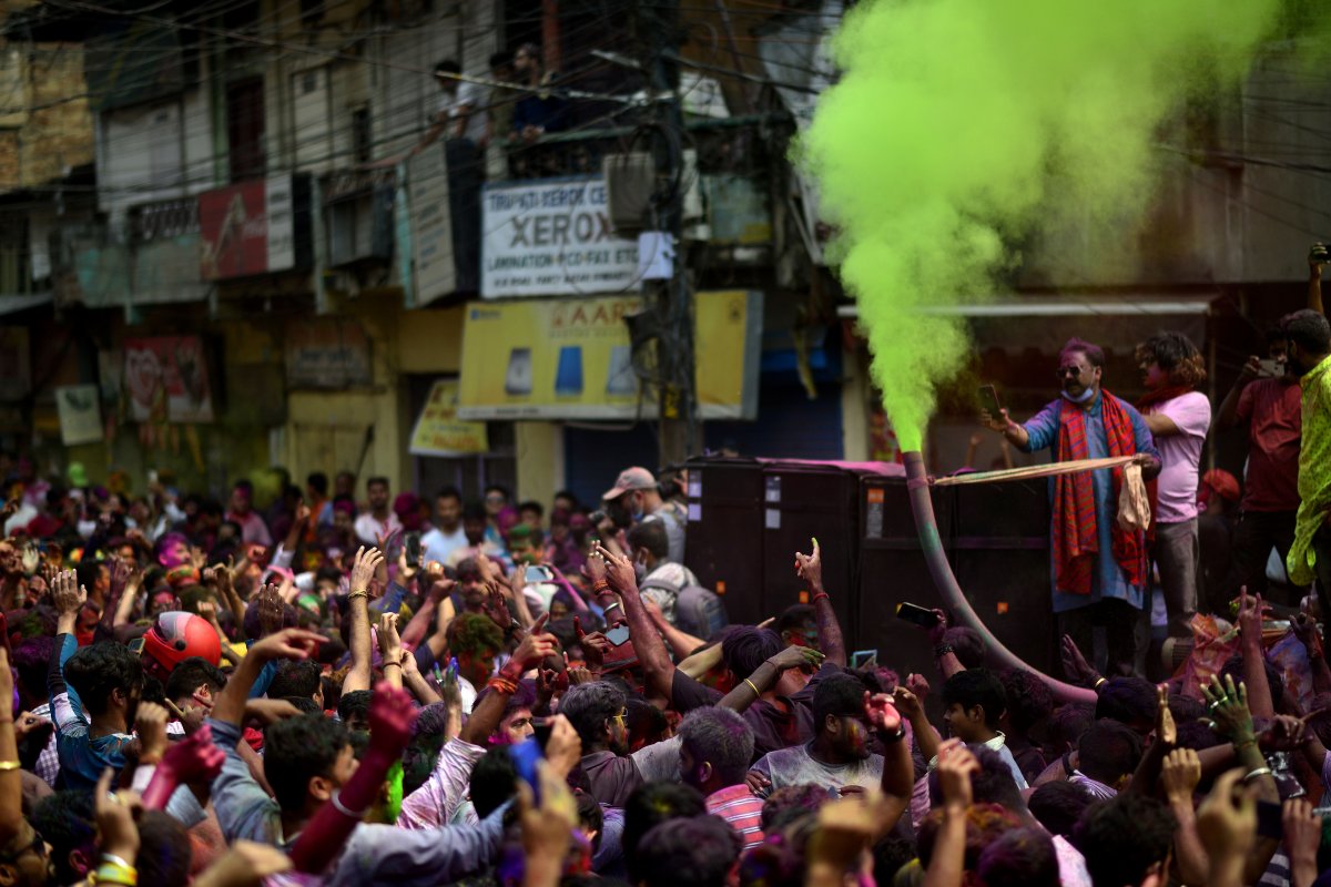 41 dead at Holi Festival in India #4