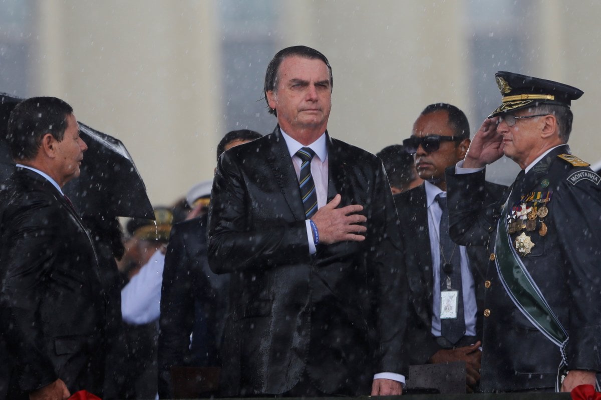 Brazilian President Bolsonaro fires all force commanders #5