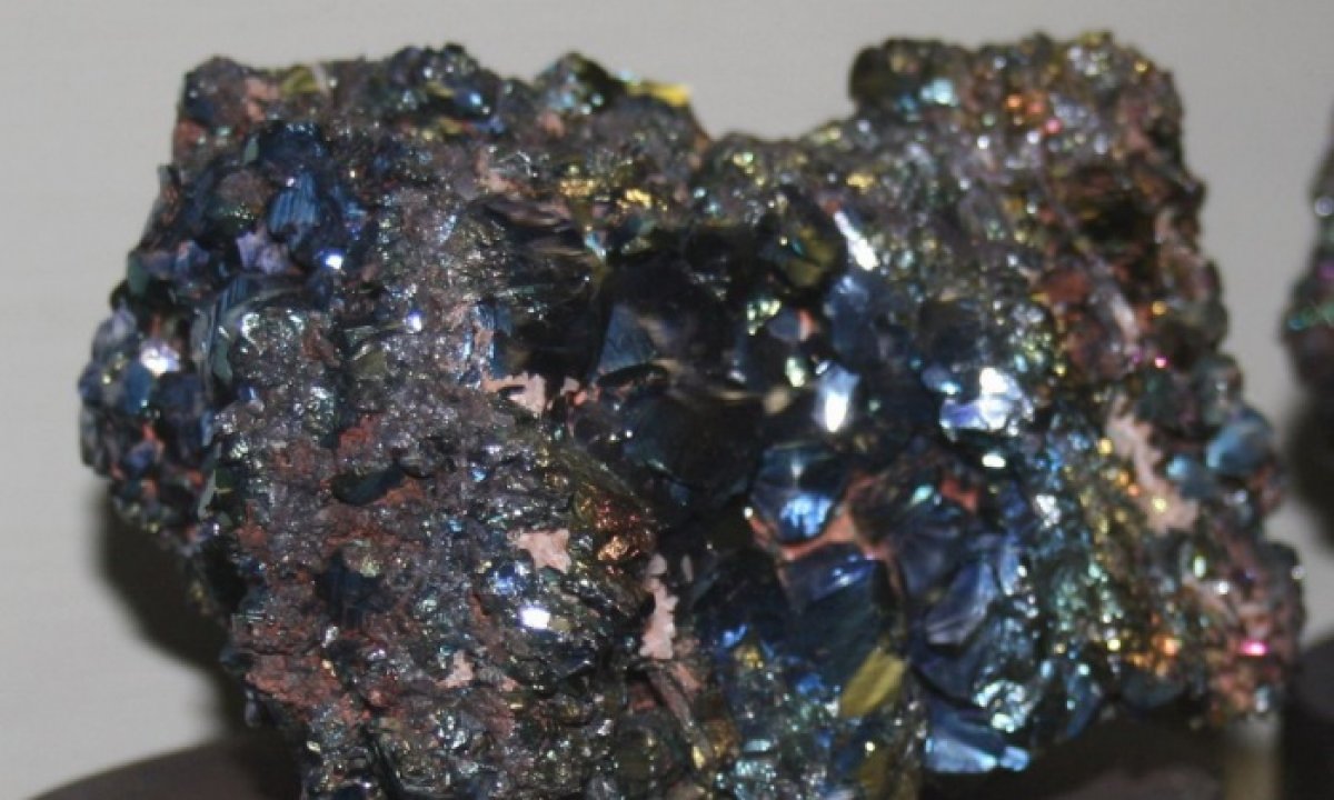 With calming properties: What is hematite?  What are the benefits of hematite stone, where is it found?  #2nd