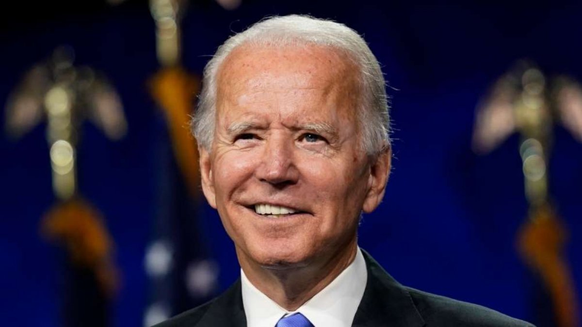 The US public found Joe Biden successful in the fight against coronavirus