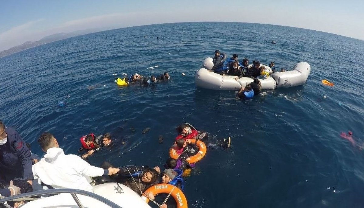 Yunanistan’ın ölüme terk etti, kaçak göçmenler yaşadıklarını anlattı
