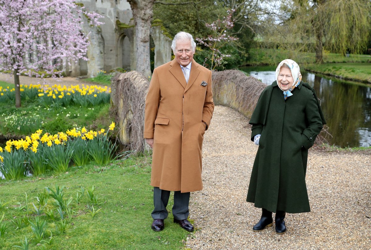 Queen Elizabeth and Prince Charles at Prince Harry's former home #2