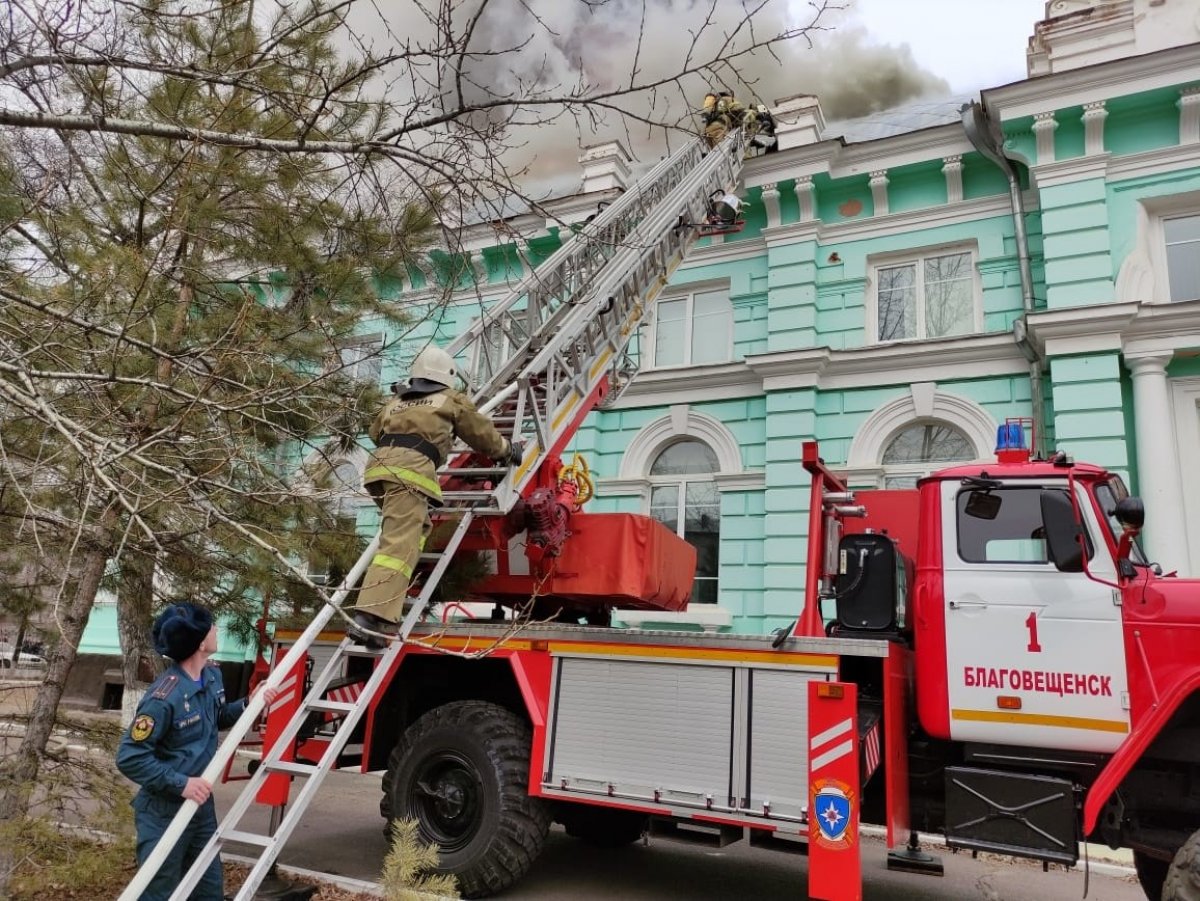 Rusya’da kalp ameliyatı çıkan yangına rağmen devam etti