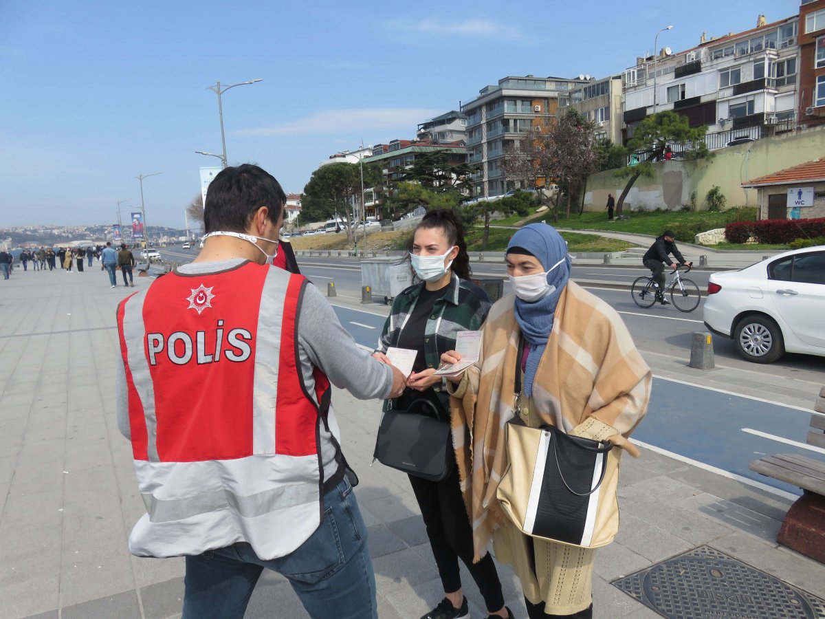 Turistler Üsküdar sahiline akın etti